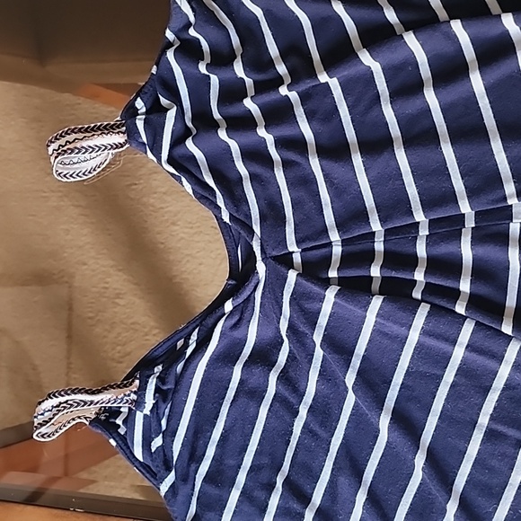 MAX STUDIO Navy & White Stripe Swing Tank with Embroidery Detail Size Small - Picture 4 of 10